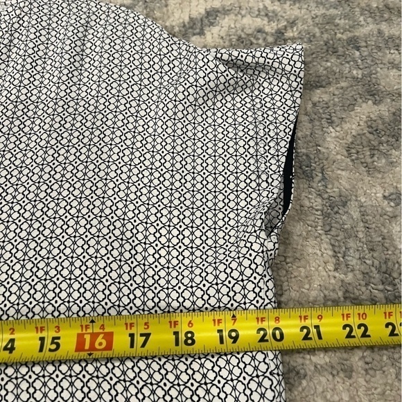 Vince 100% Silk trapunto Sheath GEOMETRIC tunic wide dress size XXS - Picture 10 of 11